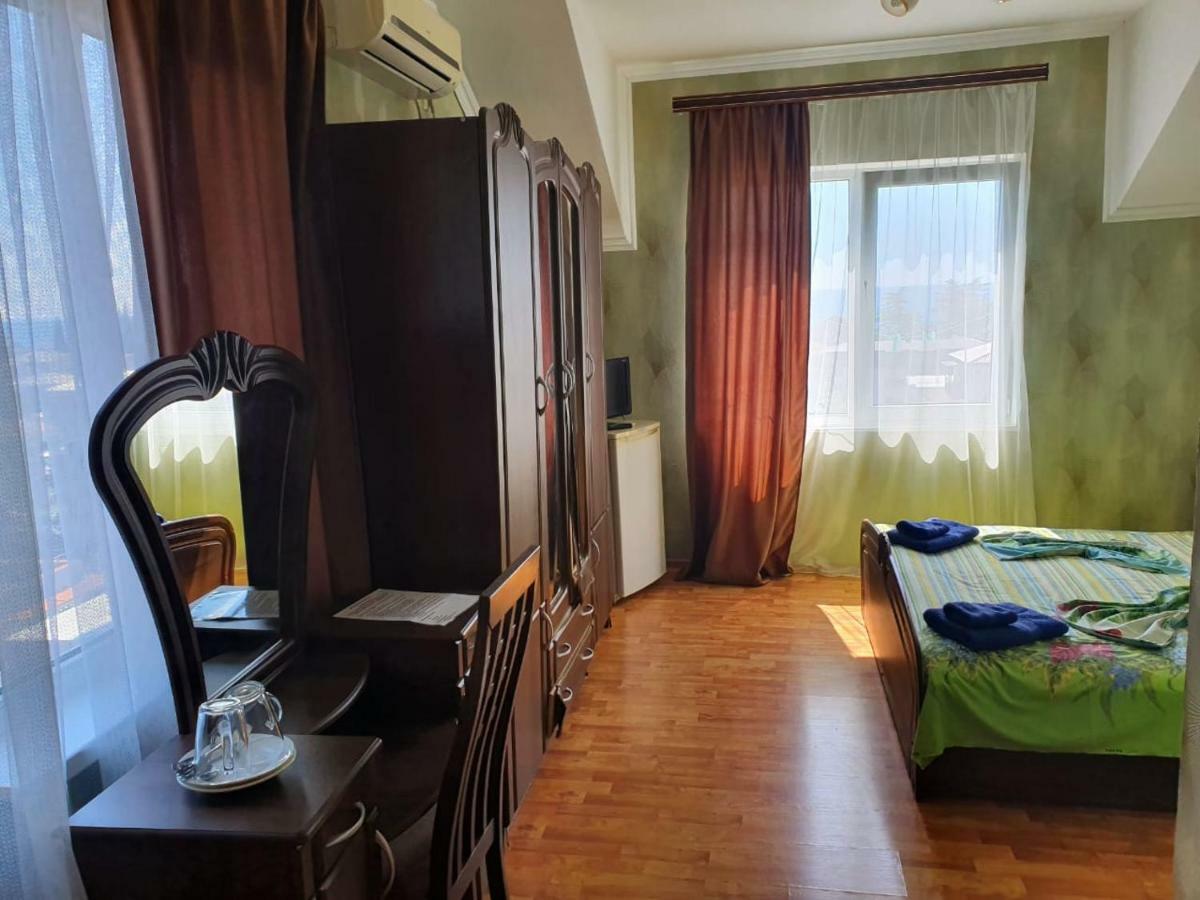 Ахра Hotell Gagry Eksteriør bilde